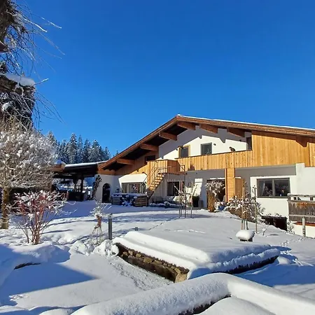 بيت ضيافة Almdorf