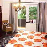 ゲストハウス Almdorf